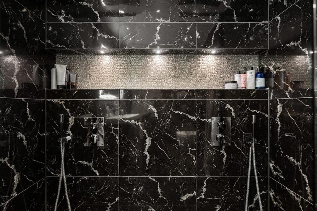 Photo Bathroom Renovations